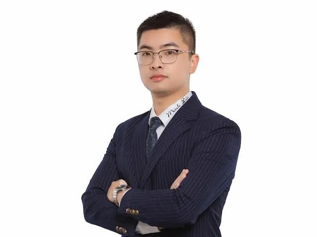 Helly Minh Đức 9 Helly Minh Đức là ai?